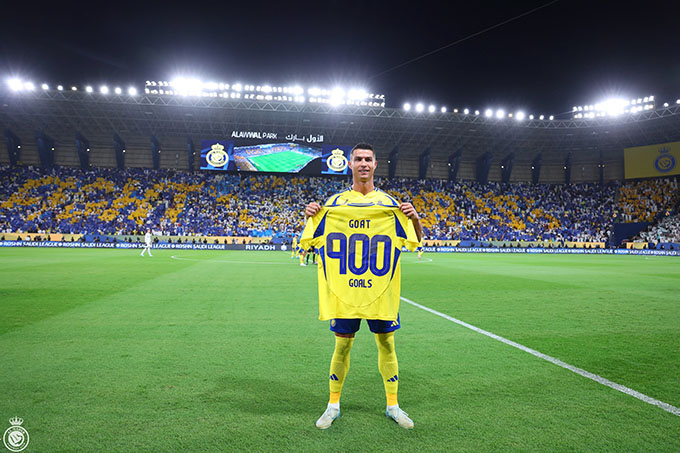 Ronaldo không để lại dấu ấn trong ngày được Al Nassr vinh danh